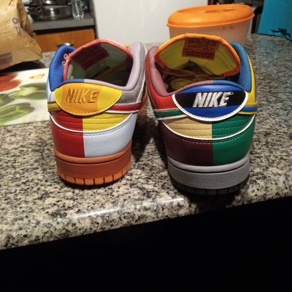 Special edition Mario and Luigi sb dunks main image 4